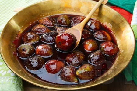 Сладко от смокини печено на фурна в бурканчета (зимнина) - снимка на рецептата
